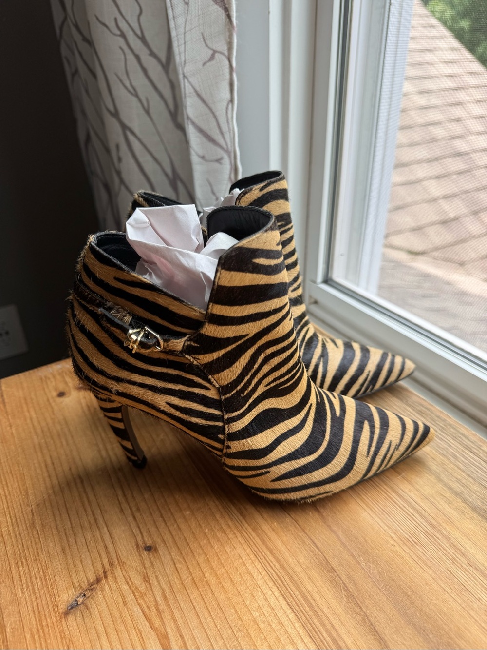 Sam Edelman Zebra Heeled Boots Booties 6 - Picture 5 of 9